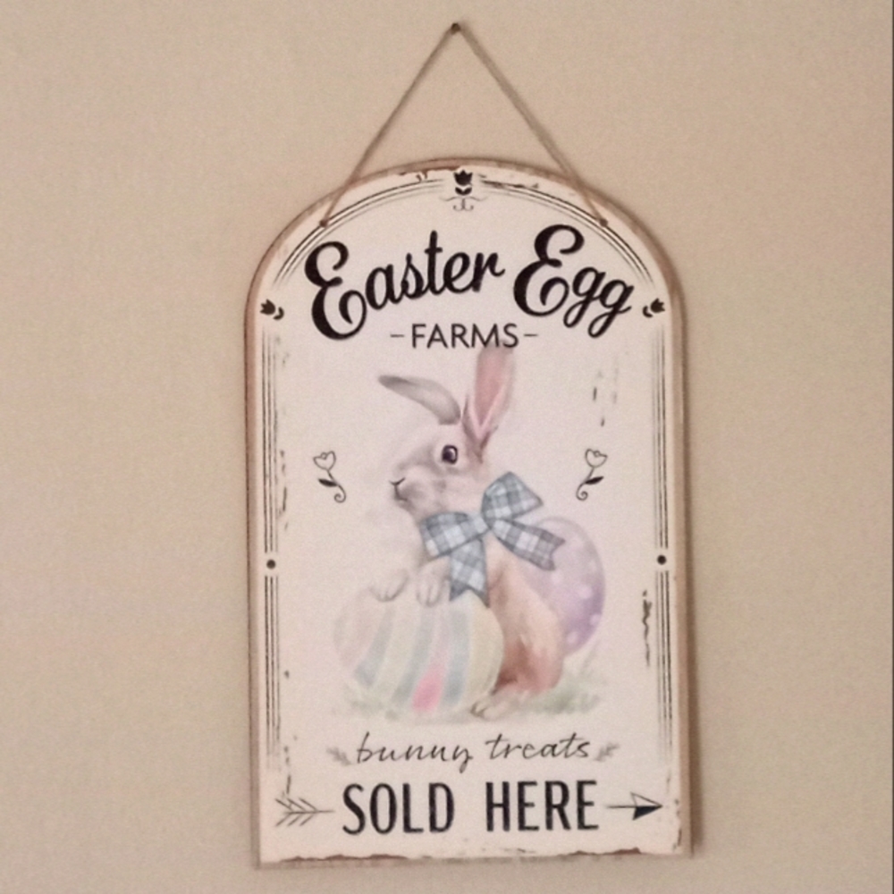 All🐥3/$25🐰"Easter Egg Sold Here" Wooden Easter Wall Art Decor NWT